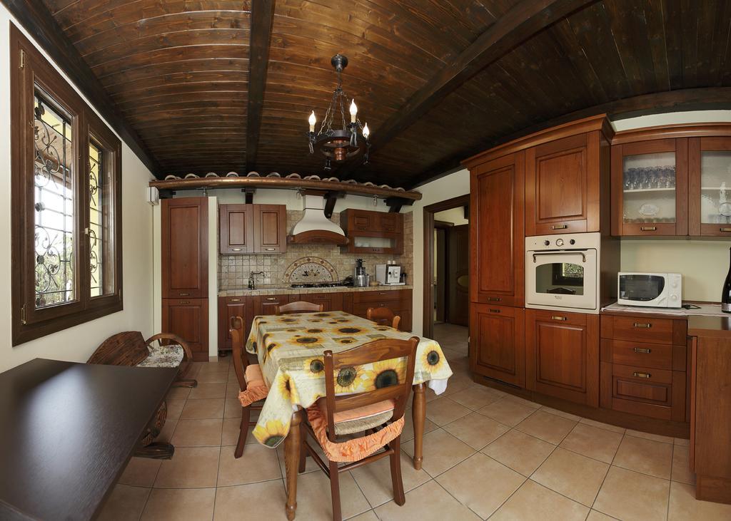 Borgo Dei Sensi Bed and Breakfast Casumaro Eksteriør billede